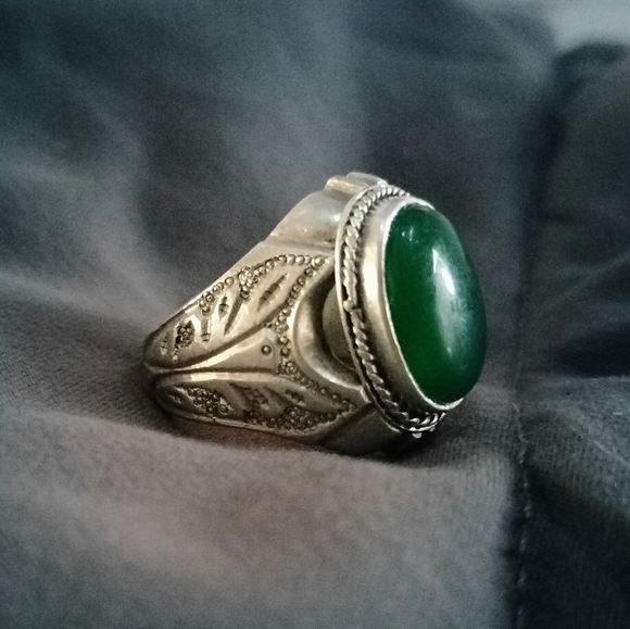 Men's Green Onyx and Sterling silver ring Size 9 - Picture 5 of 10